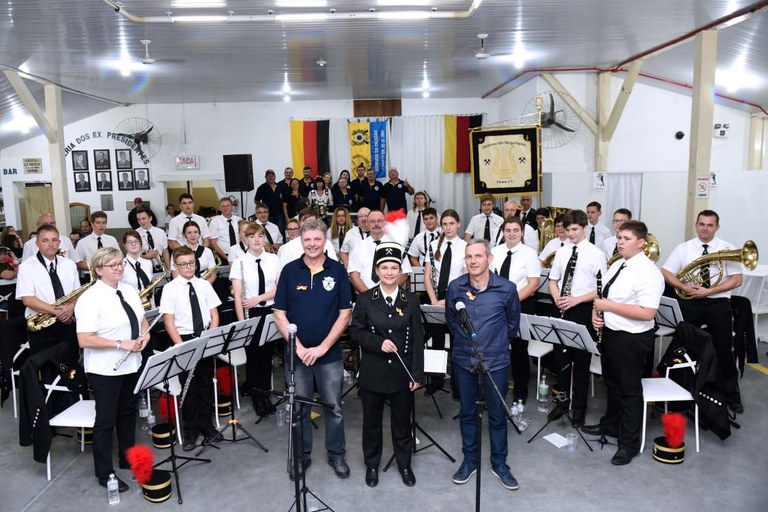 Orchester  beim Schützenverein in Blumenau