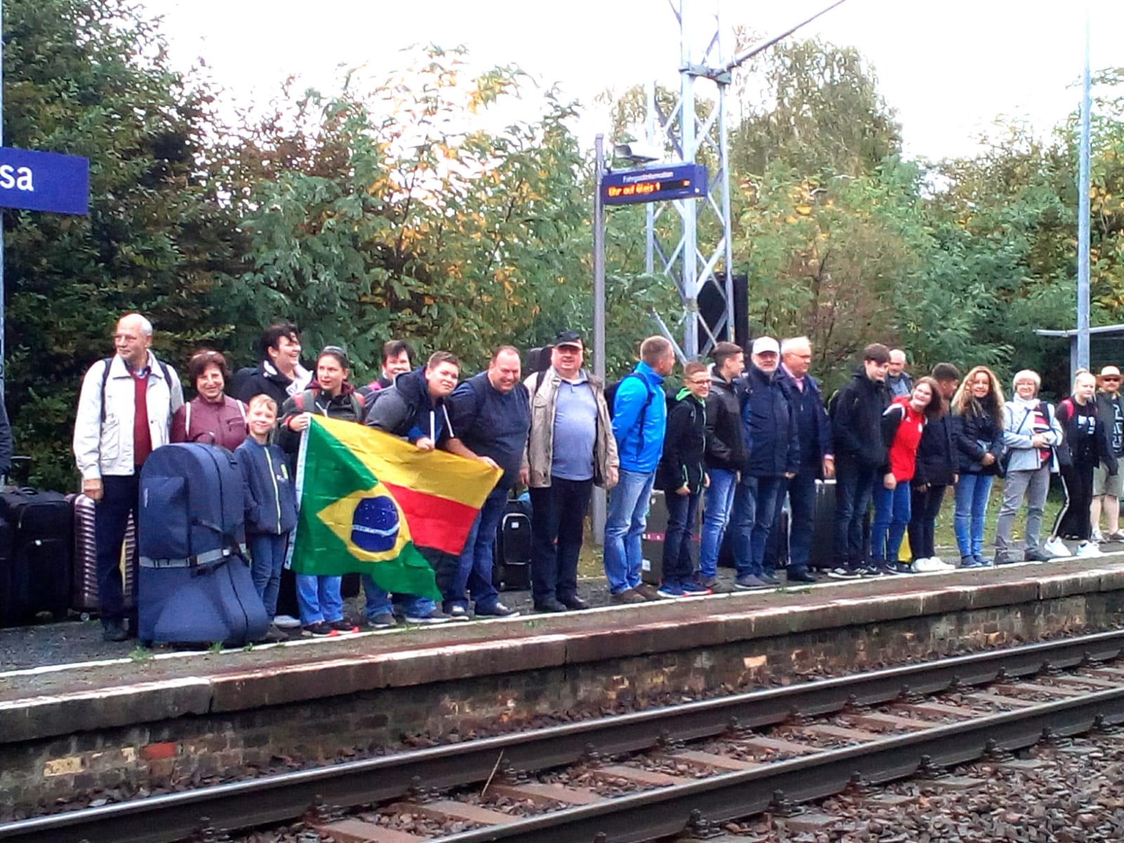 Warten auf den Zug in Plessa